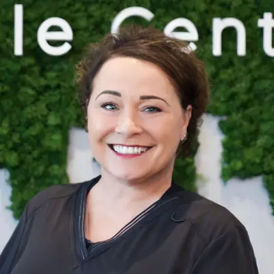 Dentistal Assistant Lisa S Headshot Image