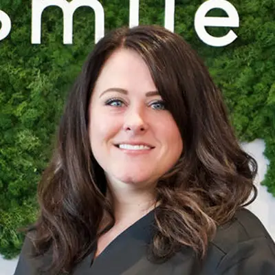 Dental assistant Rebekah M headshot image